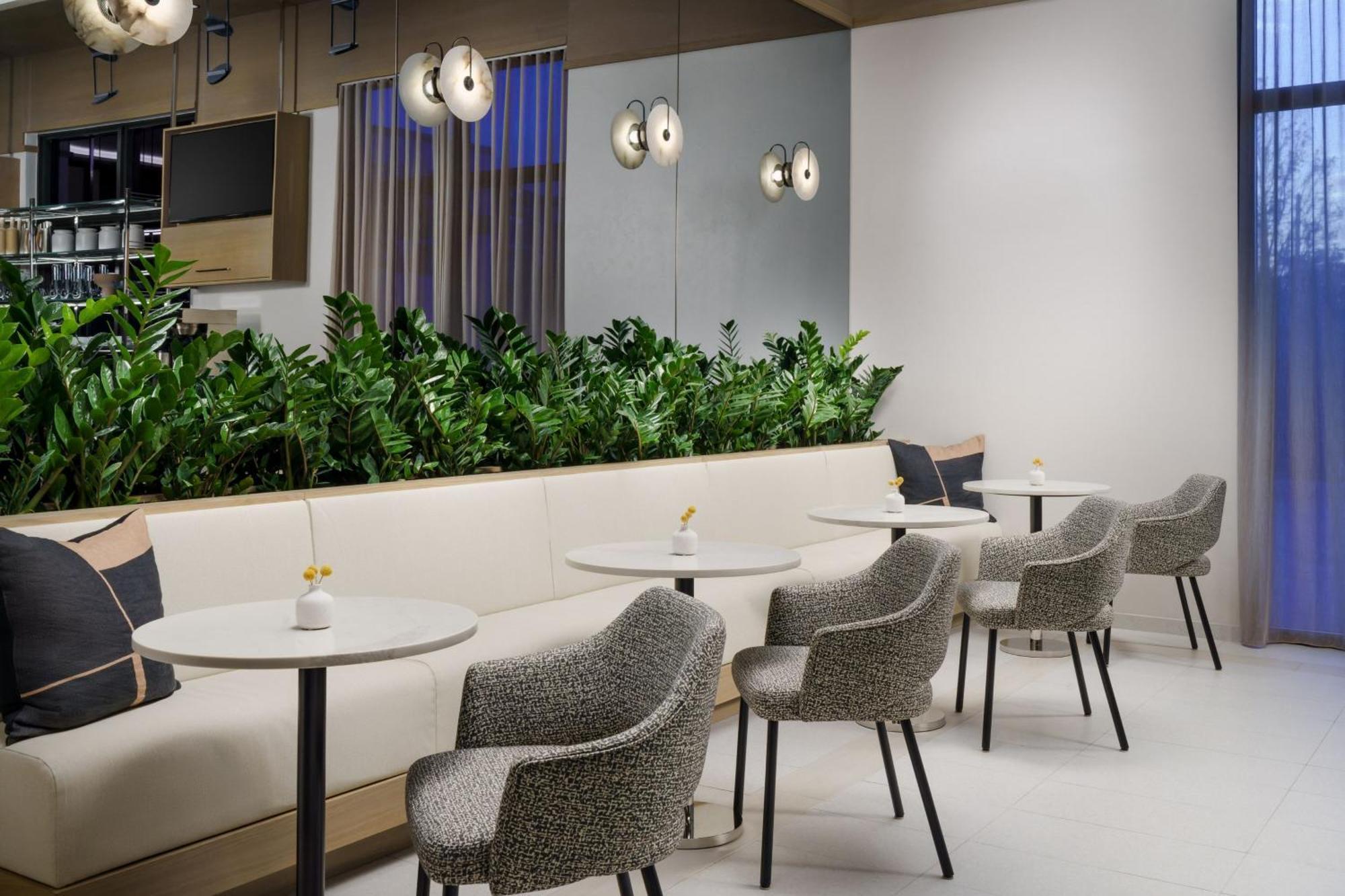 Ac Hotel By Marriott Naples 5Th Avenue Luaran gambar
