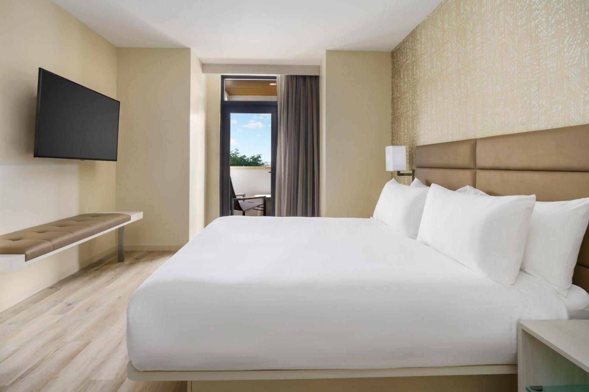 Ac Hotel By Marriott Naples 5Th Avenue Luaran gambar